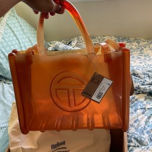 brown jelly telfar bag